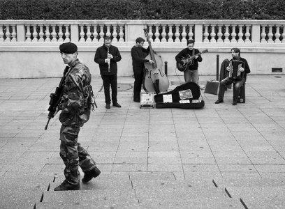 GuardingMusicians2.jpeg