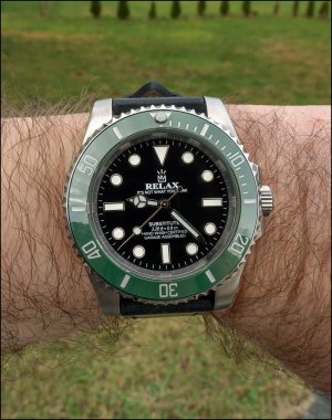 relax-submariner-1.jpg relax-submariner-1.jpg