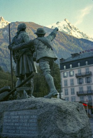 pointingAtMtBlanc.jpg