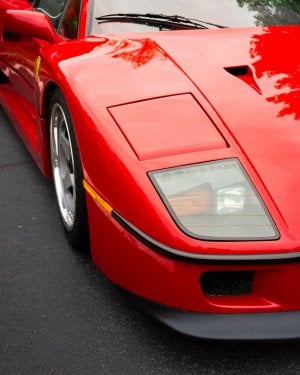 Ferrari F40.jpeg