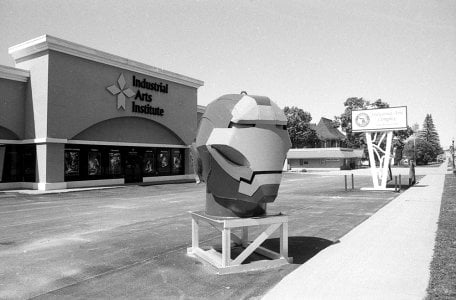 tmax9.jpg tmax9.jpg