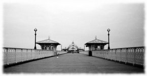 llandudno-pier.jpg llandudno-pier.jpg