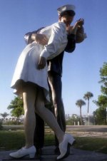 thekiss.jpg