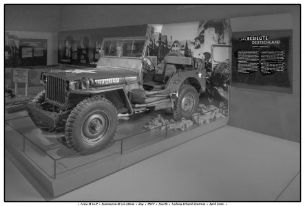10.220407_L2010625_Fuerth_Jeep_Ludwig_Erhard_Zentrum_M10P_5.6-28_M10P_5.6-28_dng_34MB_PSCC_sw_...jpg