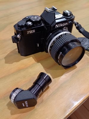 Nikon DR-3 and DR-6 right-angle finders | Rangefinderforum