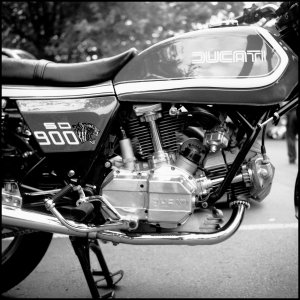 Heliar Ducati 009 copy.jpg