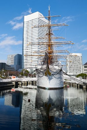 _DSC8171 Old Nippon Maru  B18mm f2.8 iso 100 1600s at f2.8.jpg