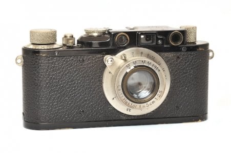 Leica II (Model D) Front View  showing added strap lugs,  nickel hardware and 50mm f:2.5 Hekt...jpeg