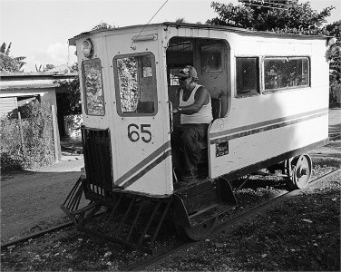 carahata-ambulance-Guaro.jpg