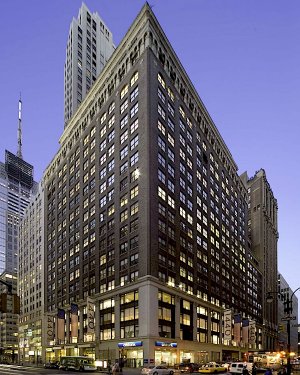 Building at 1440 Broadway where Modern Photgraphy's editorial offices were located in 1969..jpg Building at 1440 Broadway where Modern Photgraphy's editorial offices were located in 1969..jpg