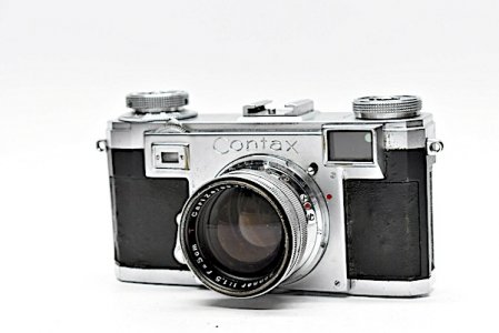 Contax IIa black dial with 50mm f:1.5 Sonnar, a superb and elegant user-collectible.jpeg