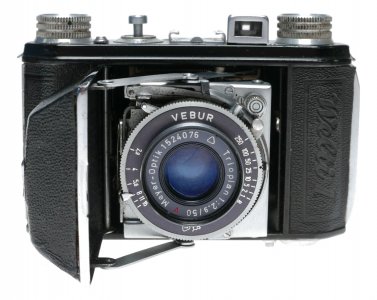 Welti late postwar with Meyer Trioplan lens, Vebur shutter.jpg