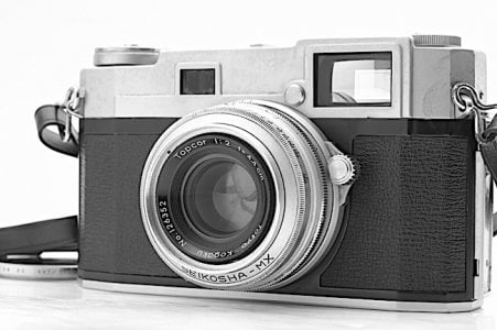 Topcon 35-S. with 4.4cm f.2 Topcor lens in Seikosha MX Shutter.jpg