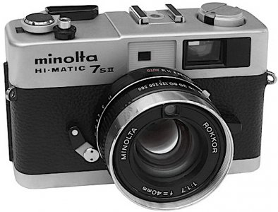 Minolta Hi-Matic 7sII is compact and competent, with a great 40mmm f:1.7 Rokkor lens.jpg