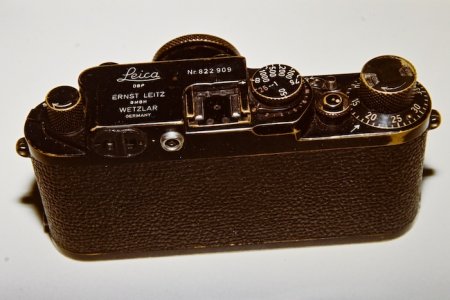 Well used factory black Leica IIIf No. 822909,, back view.jpg