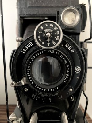 voigtlander.jpg voigtlander.jpg