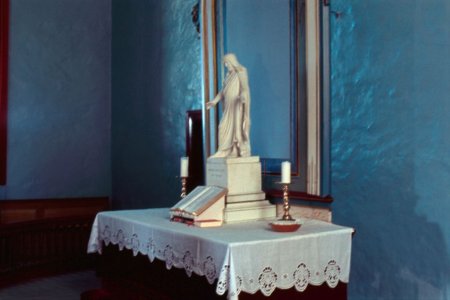 Altar-1a.jpg